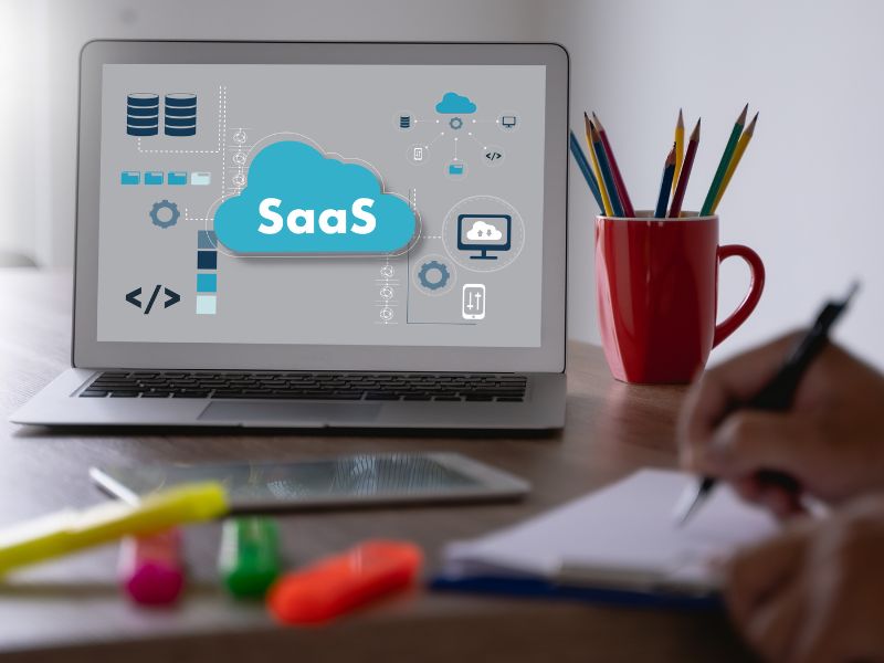 SaaS có vai trò quan trọng đối với doanh nghiệp, giúp doanh nghiệp tăng cường hiệu quả hoạt động và năng suất